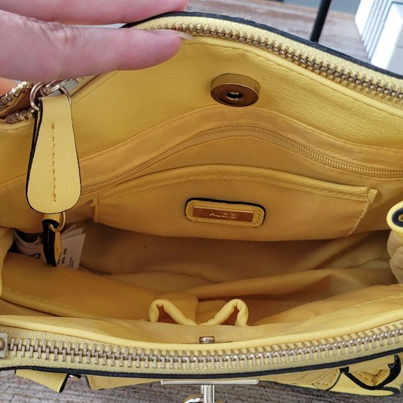 Aldo handbag (New but minor stain on bottom) - Picture 2 of 4